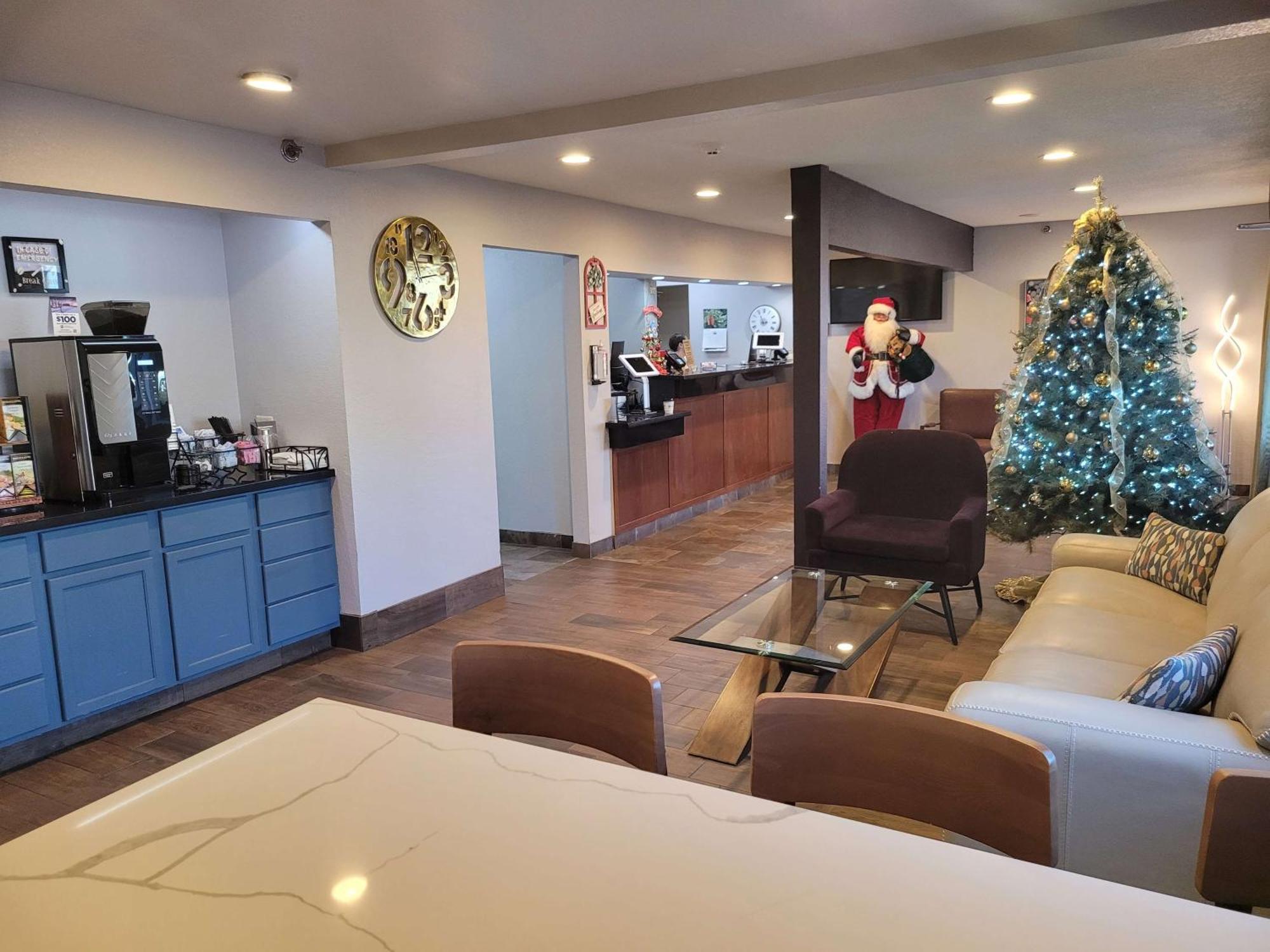 Western Hotel 3*